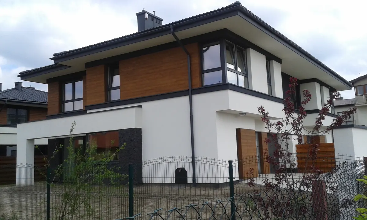 Piaseczno ul. Berberysowa 6