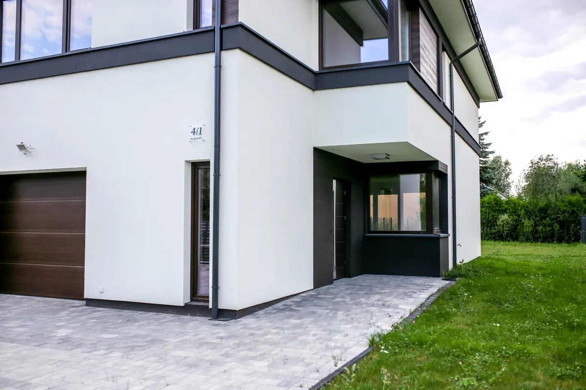 Nowa Wola ul. Kaliny 2 i 4 zespół bliźniaków